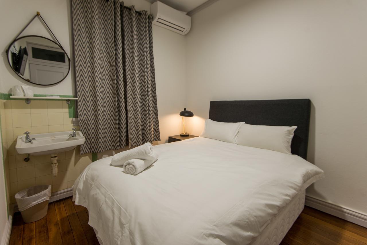 The Tamworth Hotel Экстерьер фото
