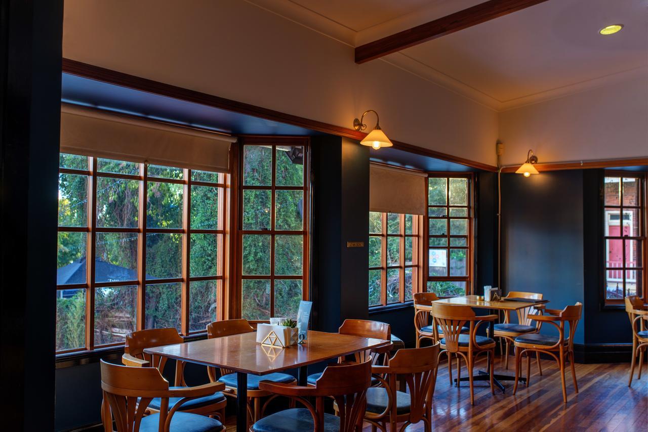 The Tamworth Hotel Экстерьер фото