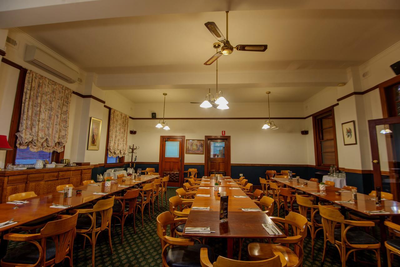 The Tamworth Hotel Экстерьер фото